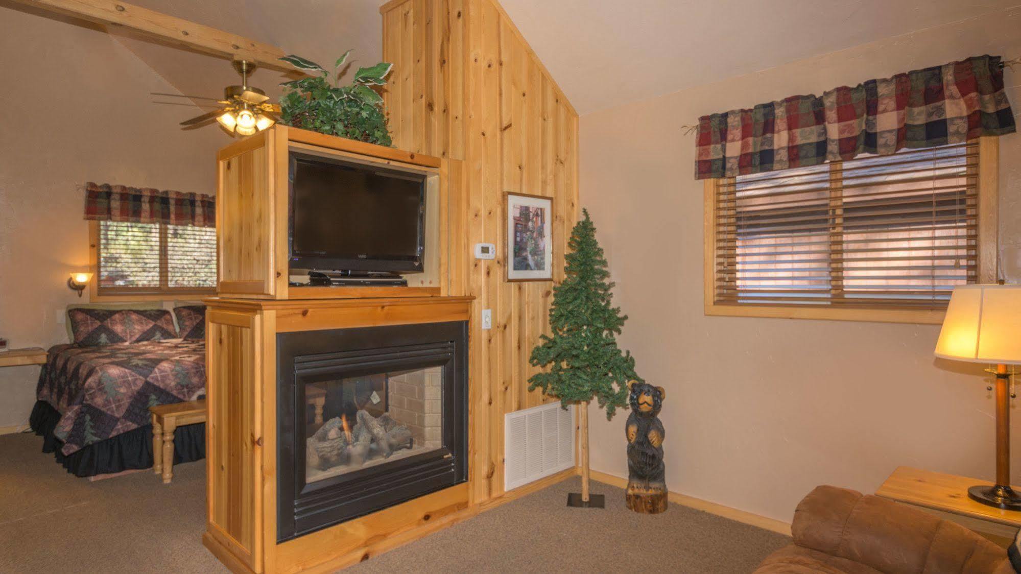 Shadow Mountain Lodge And Cabins Ruidoso Exterior foto